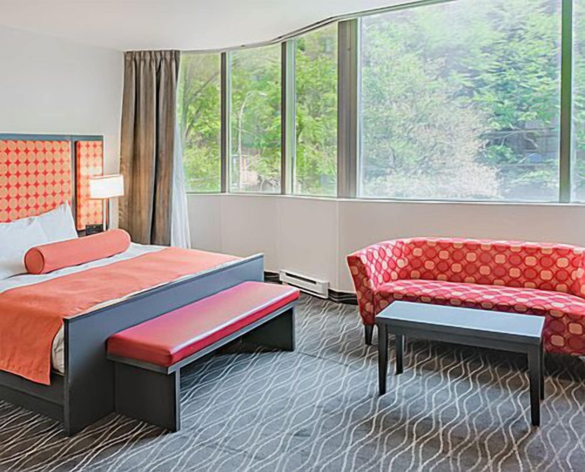 Hotel Chrome Montreal Centre-Ville Екстериор снимка