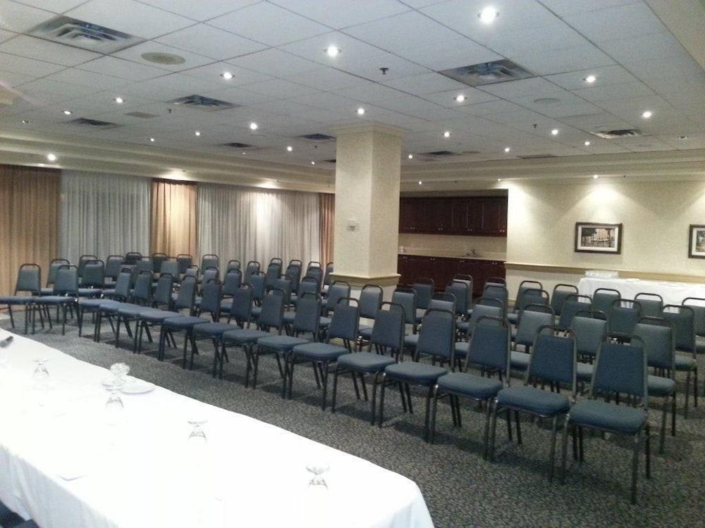 Hotel Chrome Montreal Centre-Ville Екстериор снимка