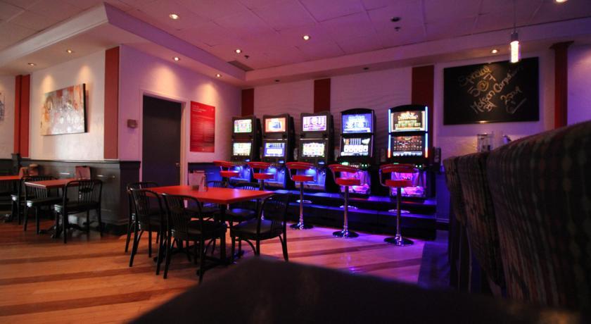 Hotel Chrome Montreal Centre-Ville Екстериор снимка