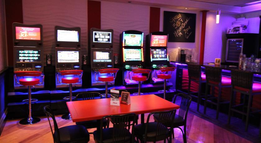Hotel Chrome Montreal Centre-Ville Екстериор снимка