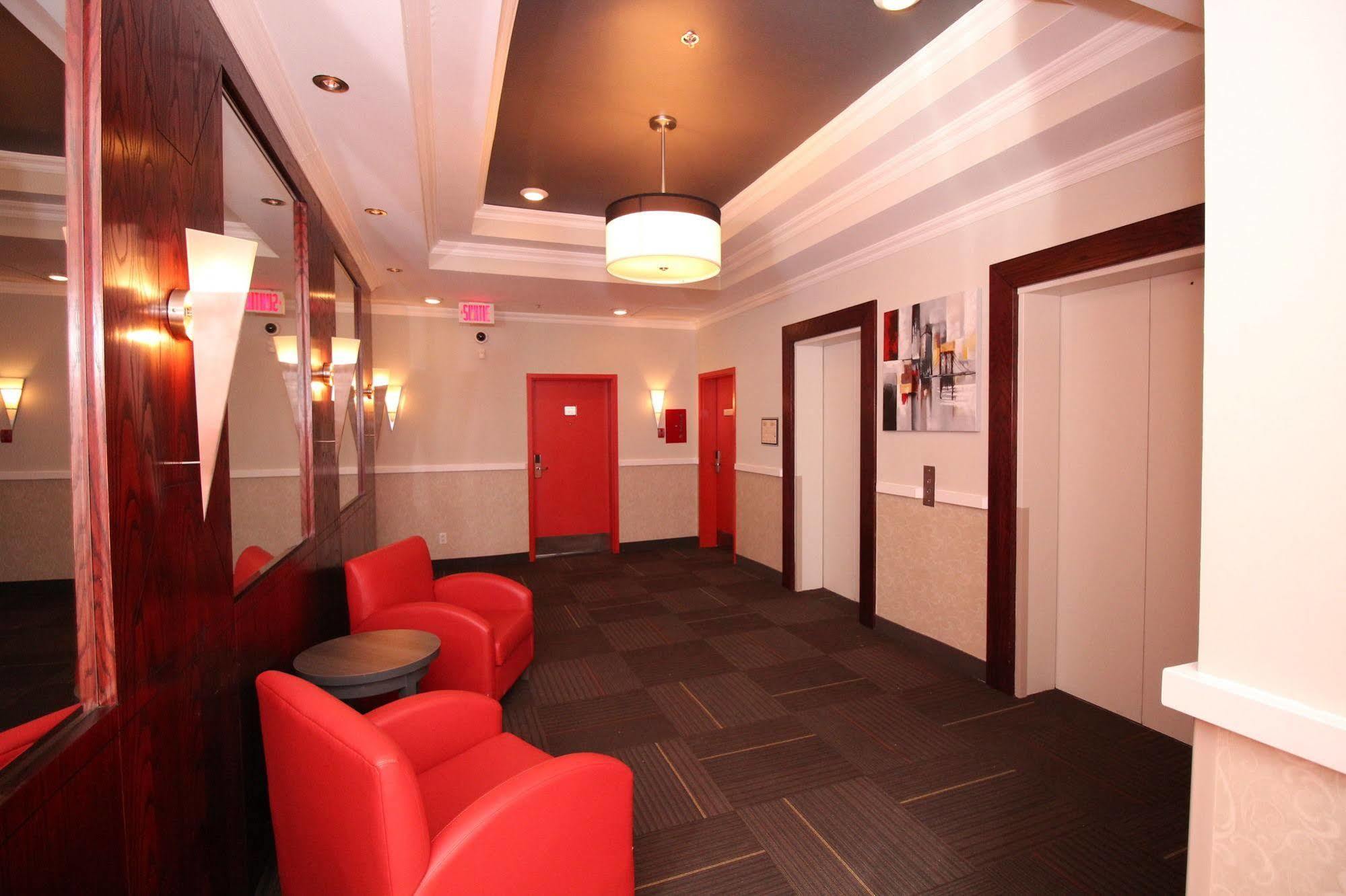 Hotel Chrome Montreal Centre-Ville Екстериор снимка